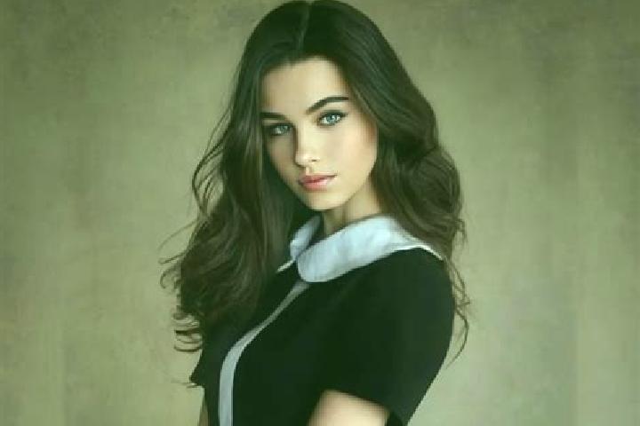 Scarlett, 34, a brunette amber-eyed slavic companion based in Plaiuts. Offering Prostate Massage, Massage, Striptease, 69. Available for incall and outcall, ...