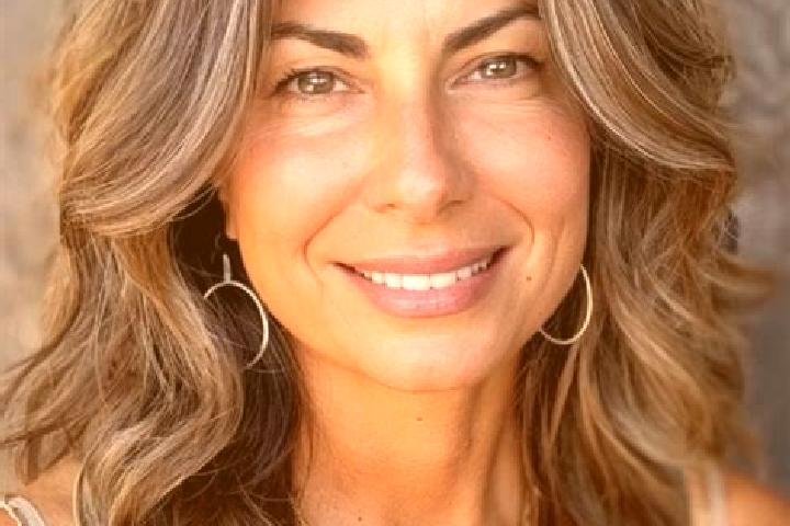 Scarlett, 34, a brunette grey-eyed caribbean companion based in Mscislau. Offering Tantra, Overnight, Massage. Available for incall and outcall, overnight bo...
