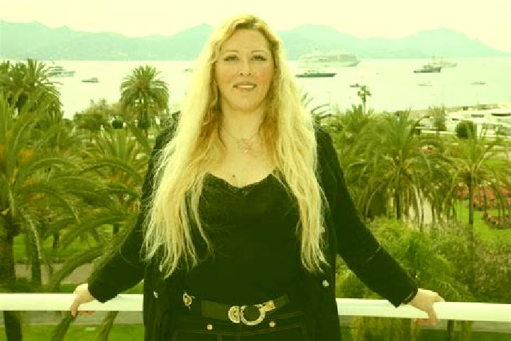 Scarlett, 34 — Escort in Domats, France