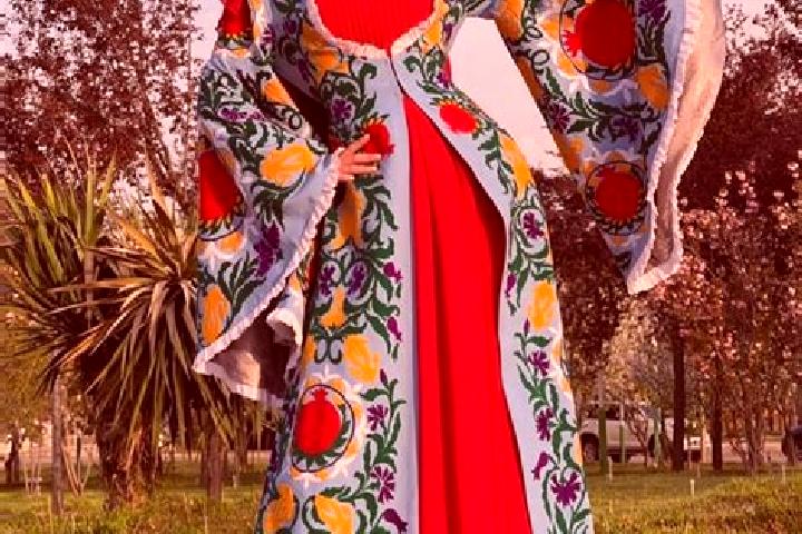 Scarlett, 34 — Escort in Istiqlol, Tajikistan