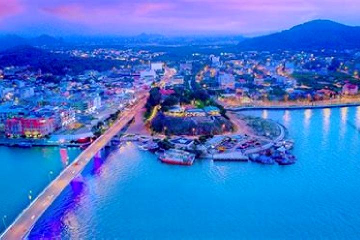 Scarlett, 34 — Escort in Kien Giang, Vietnam
