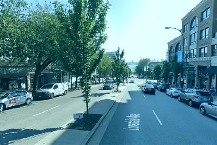 Scarlett, 34 — Escort in Lower Lonsdale, Canada