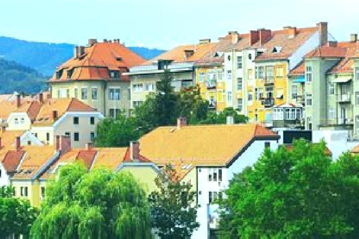 Scarlett, 34 — Escort in Rakican, Slovenia