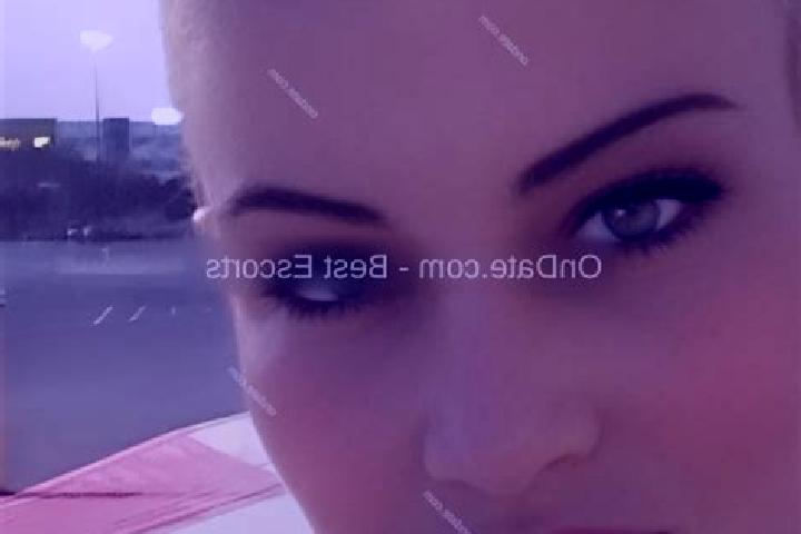 Scarlett, 34 — Escort in Ripley, United States