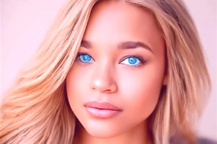 Scarlett, 35, a blonde blue-eyed latina companion based in Alegria. Offering GFE, Roleplay, Deep French Kissing. Available for incall and outcall, day and ev...