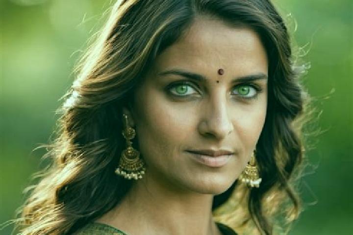 Scarlett, 35, a chestnut green-eyed indian companion based in Tyukod. Offering Dinner Date, CIM, Tantra, Couples. Available for incall and outcall, day and e...