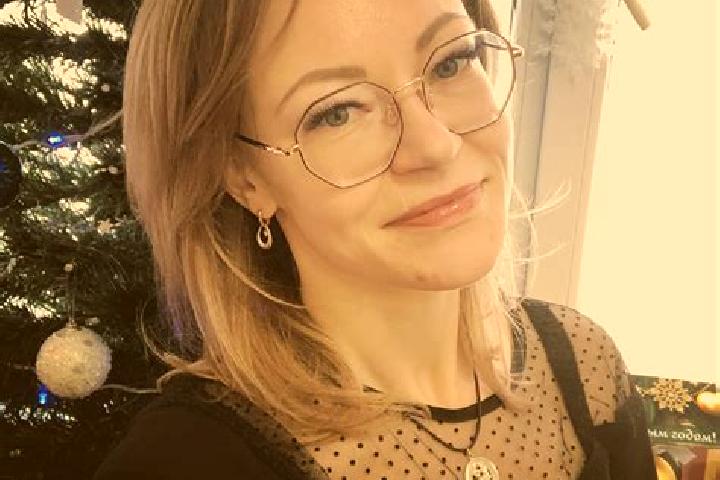 Scarlett, 35 — Escort in Aldan, Russia