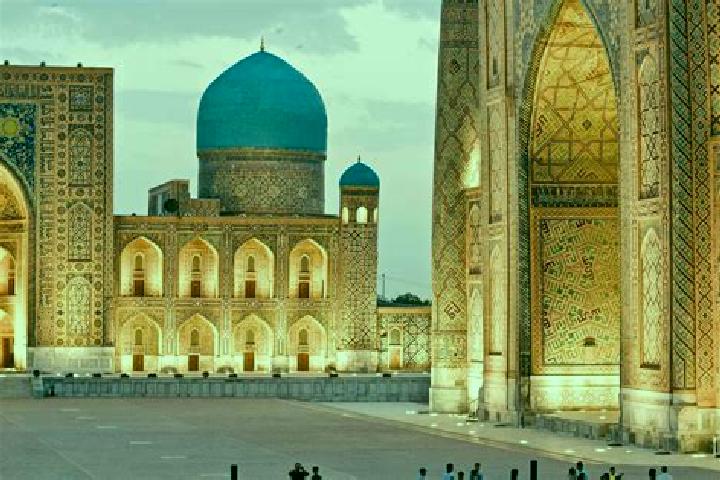 Scarlett, 35 — Escort in Iskandar, Uzbekistan