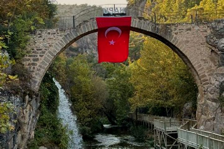 Scarlett, 35 — Escort in Karahalli, Turkey