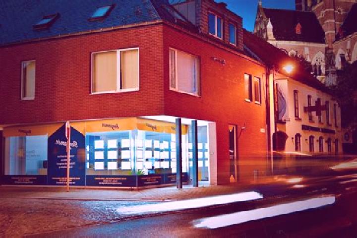 Scarlett, 35 — Escort in Langemark, Belgium