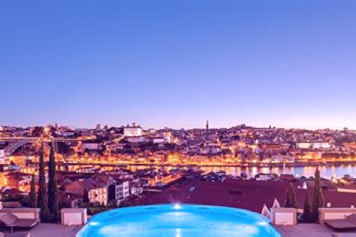 Scarlett, 35 — Escort in Pirto, Hungary