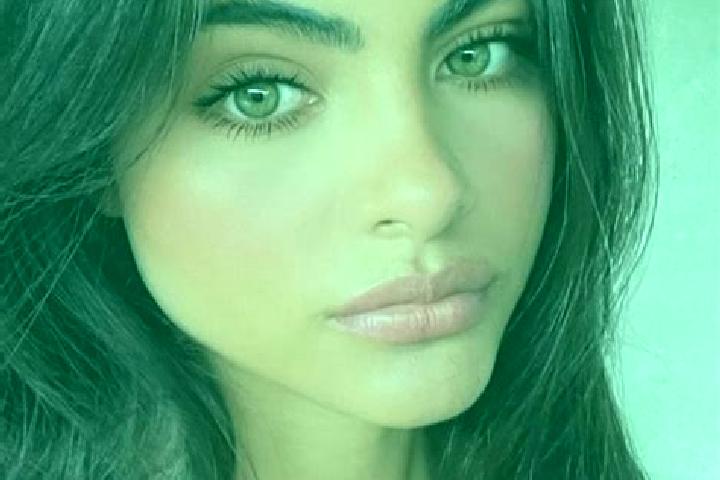 Scarlett, 36, a brunette grey-eyed indian companion based in Pavao. Offering GFE, Overnight, Deep French Kissing. Available for incall and outcall, overnight...