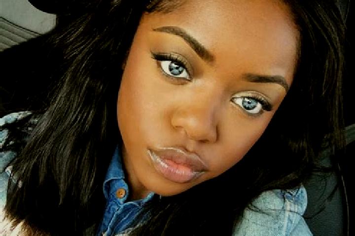 Scarlett, 36, a chestnut blue-eyed ebony companion based in Vuarrens. Offering Fetish, Party Girl, Domination. Available for incall and outcall, day and even...