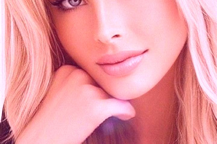 Scarlett, 36, a dark blonde blue-eyed caucasian companion based in Tres Lomas. Offering Duos, GFE, Roleplay. Available for incall and outcall, overnight book...