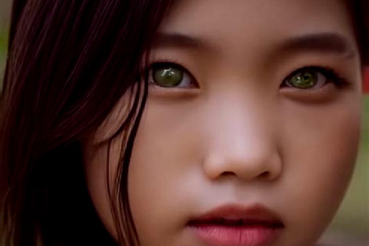Scarlett, 36, a dark blonde green-eyed asian companion based in Uimbi. Offering Domination, Overnight, Tantra. Available for incall and outcall, day and even...