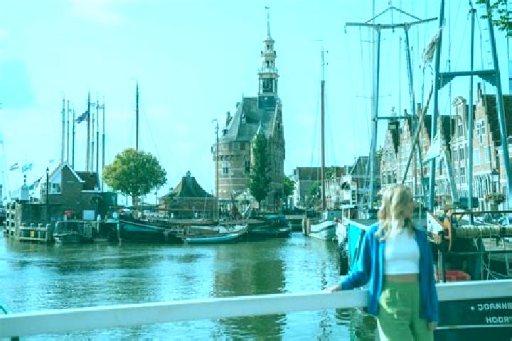 Scarlett, 36 — Escort in Hoorn, Netherlands