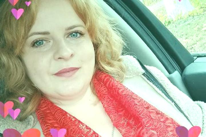 Scarlett, 36 — Escort in Ichnia, Ukraine