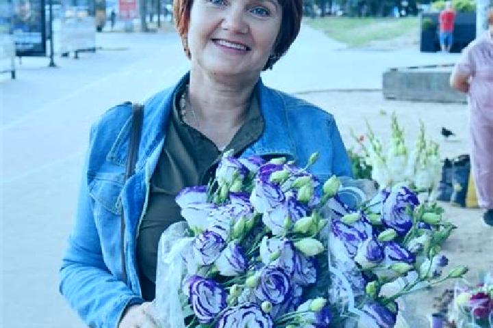 Scarlett, 36 — Escort in Olyka, Ukraine