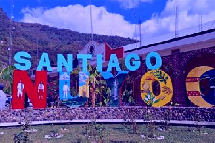 Scarlett, 36 — Escort in Santiago Nuyoo, Mexico