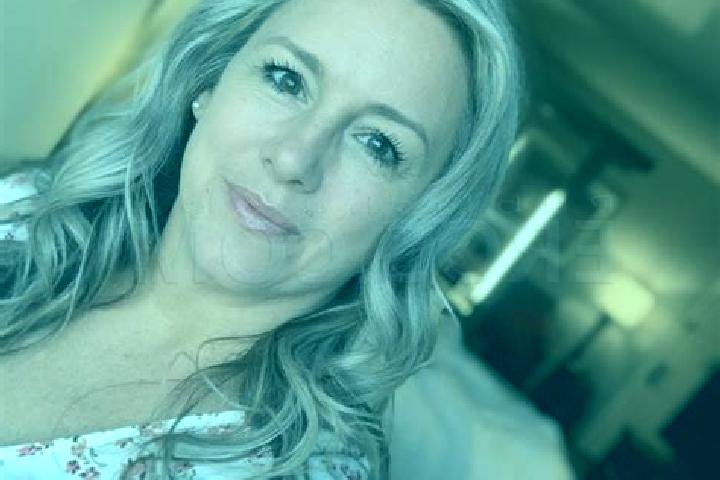 Scarlett, 37, a blonde grey-eyed mixed companion based in Piedimonte Etneo. Offering Tantra, GFE, Travel Companion, Couples. Available for incall and outcall...