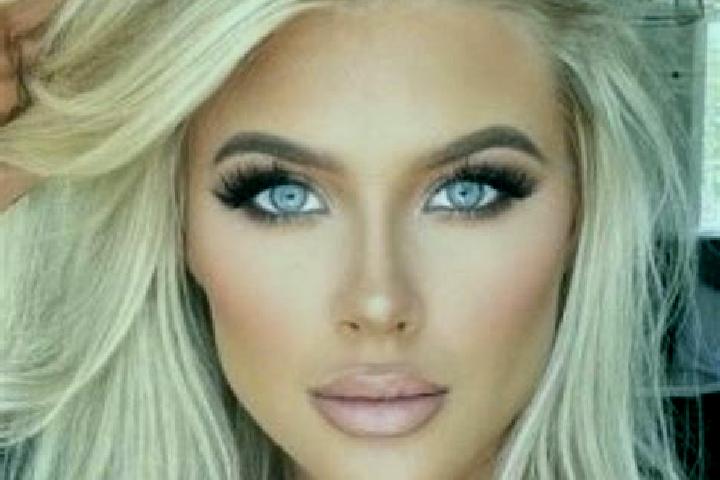 Scarlett, 37, a platinum blonde amber-eyed middle eastern companion based in Vaissac. Offering Prostate Massage, Travel Companion, Deep French Kissing. Avail...