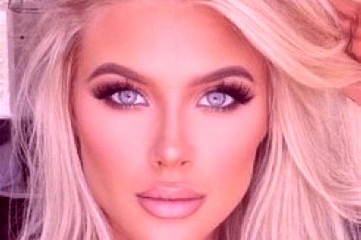 Scarlett, 37, a platinum blonde brown-eyed caribbean companion based in Huanchaco. Offering Party Girl, Duos, Tantra, 69. Available for incall and outcall, d...