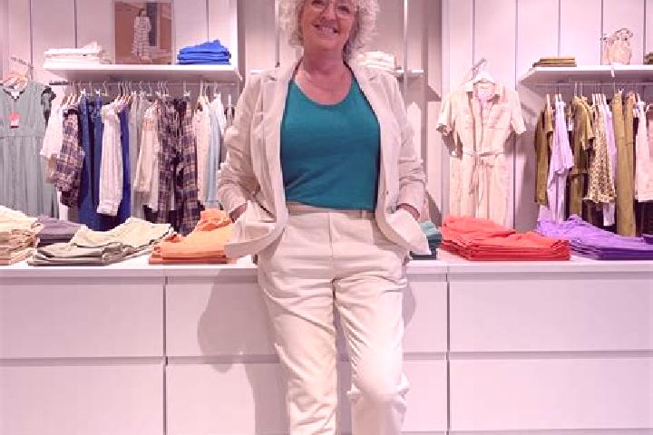 Scarlett, 37 — Escort in Bihorel, France