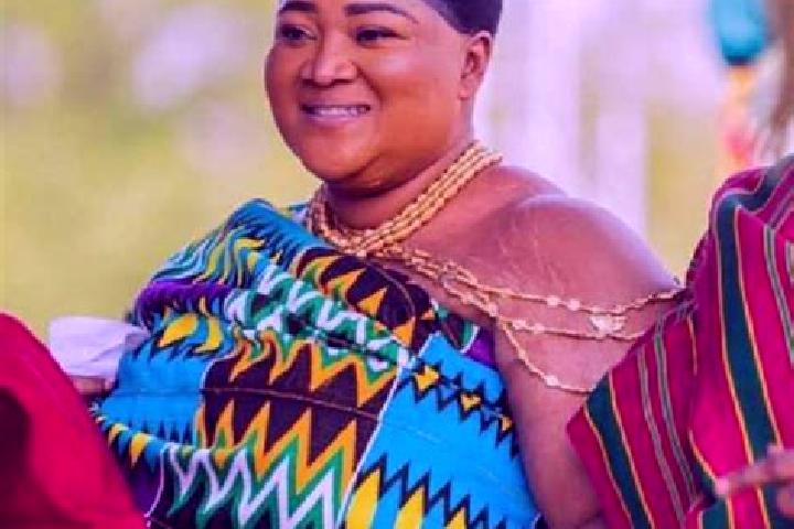 Scarlett, 37 — Escort in Mampong, Ghana