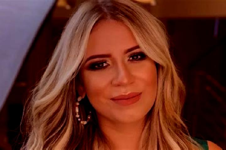 Scarlett, 37 — Escort in Mendonca, Brazil