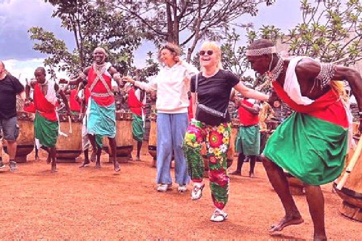 Scarlett, 37 — Escort in Muyinga, Burundi