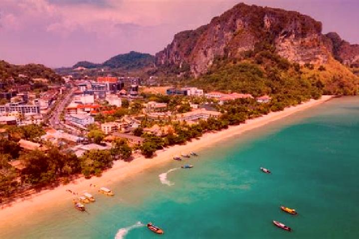 Scarlett, 37 — Escort in Phumi Au Loek, Cambodia