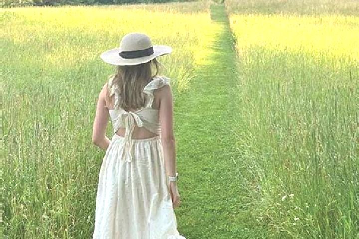 Scarlett, 37 — Escort in White Mills, United States