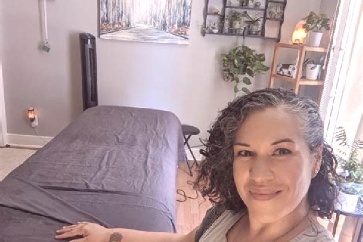 Scarlett, 38, a black dark-eyed mediterranean companion based in Tarres. Offering Overnight, Erotic Massage, CIM, 69. Available for incall and outcall, overn...