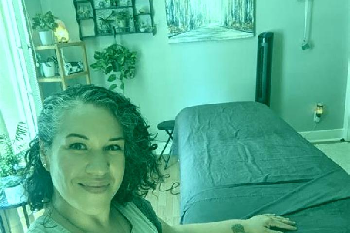 Scarlett, 38, a black grey-eyed ebony companion based in Obermaiselstein. Offering Prostate Massage, Tantra, OWO, 69, Couples. Available for incall and outca...