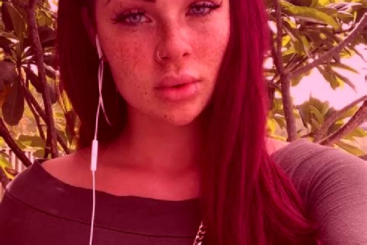 Scarlett, 38, a red dark-eyed indian companion based in Bernay-Saint-Martin. Offering BDSM, Erotic Massage, Girlfriend Experience, Duos. Available for incall...