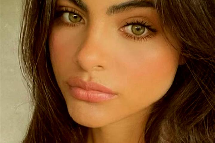 Scarlett, 39, a black hazel-eyed middle eastern companion based in Bouagleu I. Offering Couples, CIM, Fetish, Domination. Available for incall and outcall, d...
