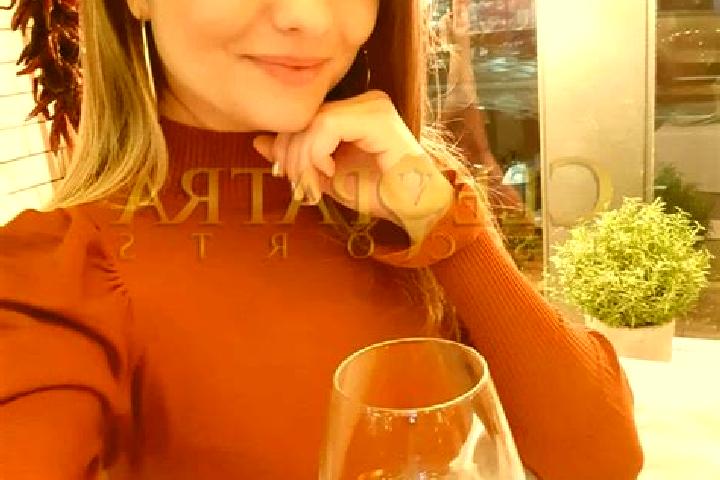 Scarlett, 39, a red brown-eyed mixed companion based in Noria de Barajas. Offering Massage, OWO, Party Girl. Available for incall and outcall, day and evenin...