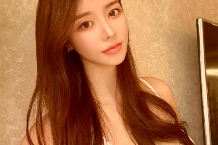 Scarlett, 39 — Escort in Linshanhe, China