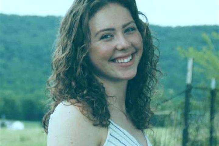 Scarlett, 39 — Escort in Meadville, United States