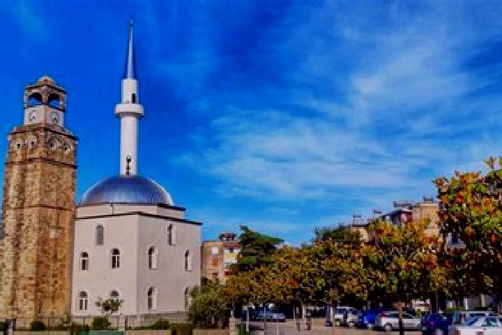 Scarlett, 39 — Escort in Peqin, Albania