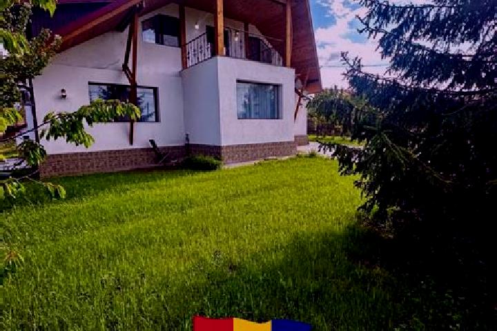 Scarlett, 39 — Escort in Scorteni, Romania