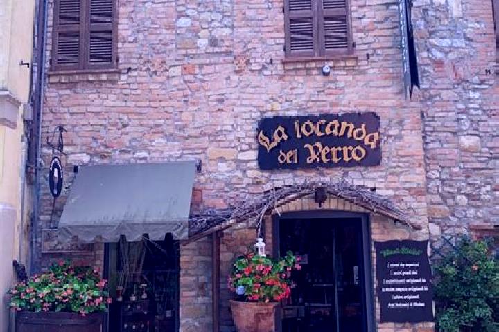 Scarlett, 39 — Escort in Vernasca, Italy