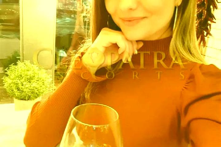 Sienna, 20, a blonde amber-eyed caribbean companion based in Velikopetrovka. Offering 69, Dinner Date, Fetish, GFE, OWO. Available for incall and outcall, ov...