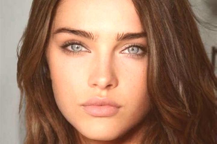 Sienna, 20, a brunette amber-eyed mixed companion based in Obidos. Offering A-Level, Striptease, BDSM, 69, CIM. Available for incall and outcall, day and eve...