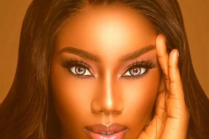 Sienna, 20, a chestnut blue-eyed ebony companion based in Aguai. Offering Erotic Massage, Dinner Date. Available for incall and outcall, overnight bookings a...