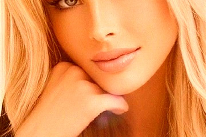 Sienna, 20, a dark blonde blue-eyed caucasian companion based in Corleone. Offering 69, Massage, Striptease, Deep French Kissing, Party Girl. Available for i...