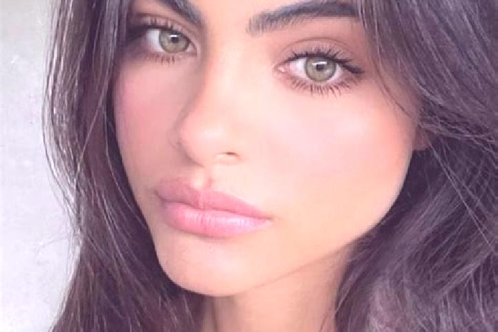 Sienna, 20, a dark blonde hazel-eyed middle eastern companion based in Honeyville. Offering Couples, Duos, Dinner Date, Travel Companion. Available for incal...