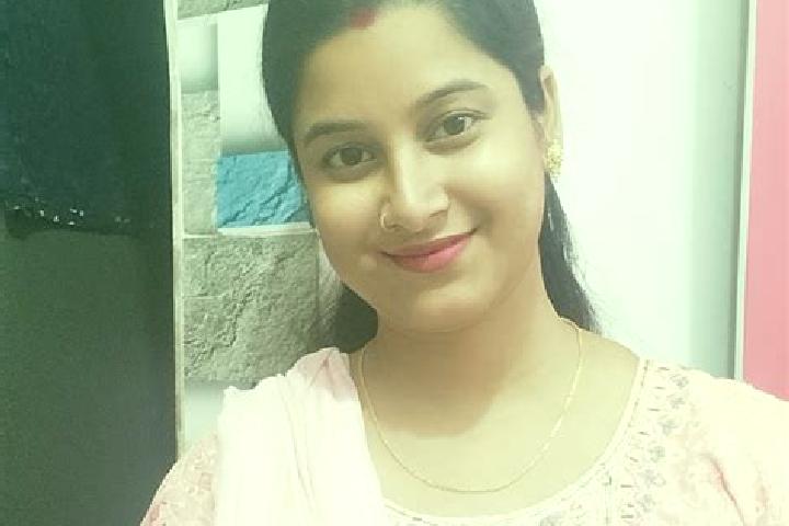 Sienna, 20 — Escort in Alik Ghund, Pakistan