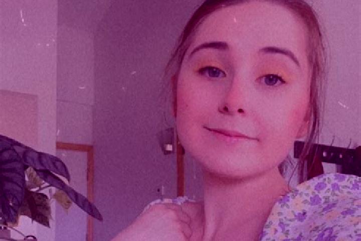 Sienna, 20 — Escort in Lorenz Park, United States