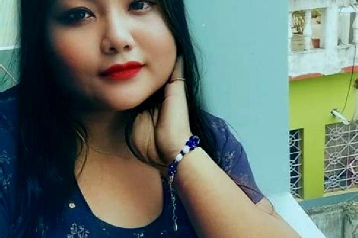 Sienna, 20 — Escort in Munung, Indonesia